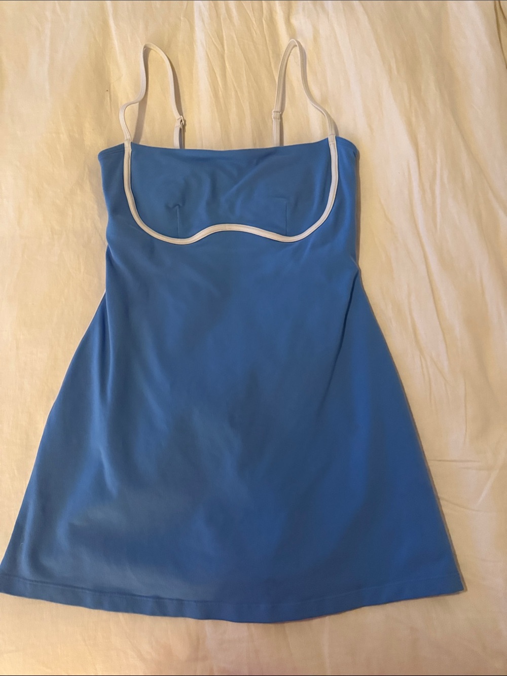 Airbrush Streamlined Dress - Crystal Clear
Blue/White - Picture 2 of 4
